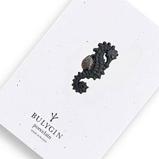 Брошь ручной работы Bulygin «Морской конёк», фарфор, чёрно-серебристая