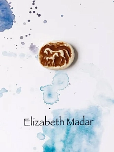 Брошь ручной работы Elizabeth Madar «Лошадь с жеребенком » коричневая, керамика