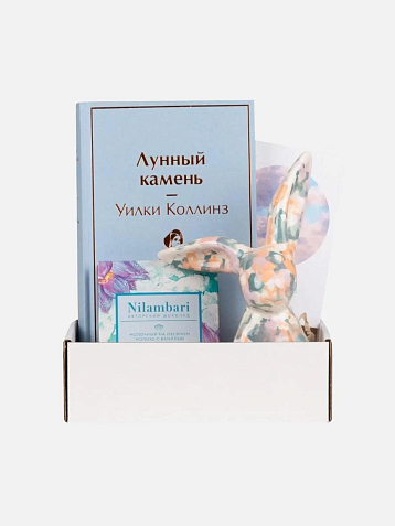 Подарочный набор на 14 февраля со статуэткой зайца, книгой «Лунный камень» и шоколадом, фото 1.