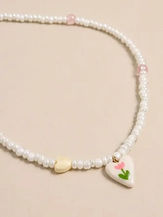 Чокер ручной работы Радость Рядом «Розовый тюльпан в сердечке», полимерная глина, бисер, белый