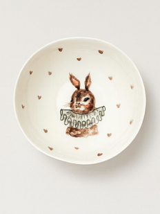 Тарелка глубокая ручной работы Зайка в жабо с сердечками, белая, фарфор, 12 см