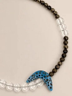 Чокер ручной работы Барыня, черно-серебристый с голубой вставкой, гематит, фарфор
