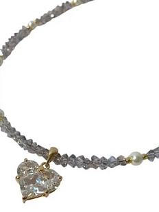 Чокер ручной работы из треугольных бусин с кристаллической подвеской-сердцем, сиреневый