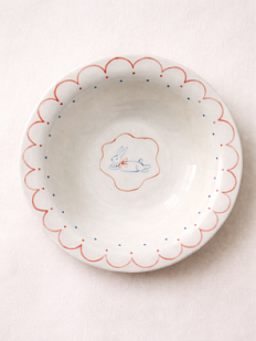 Тарелка ручной работы глубокая от Tree House  "Кролик с бантиком", керамика, 18 см