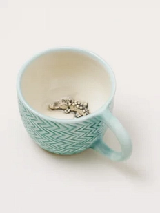 Кружка ручной работы Мама Черепаха с фигуркой внутри Крокодил, светло-зелёная, 400 мл