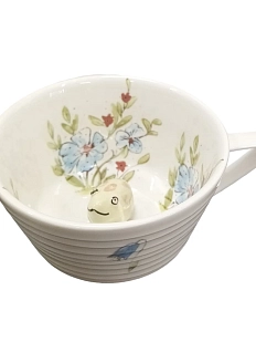 Чашка для чая ручной работы Мадам де Тюль с фигуркой внутри Рыбка в цветах, бело-синяя, фарфор, 250 мл