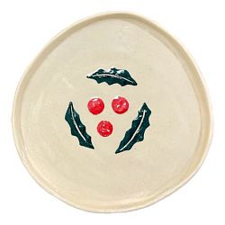Тарелка ручной работы с росписью Ягоды омелы, керамика, 14,5 см