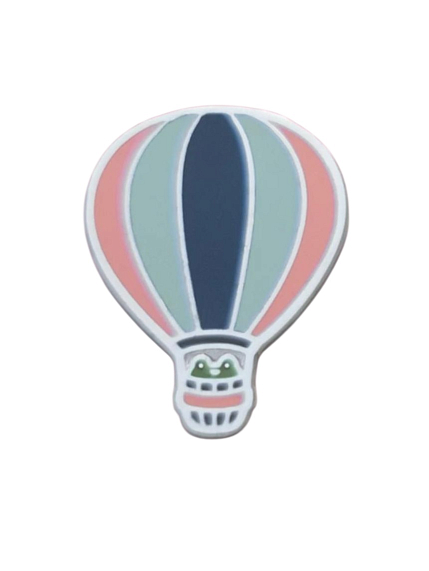 Металлический пин WAF WAF «Лови облака», фото 1.