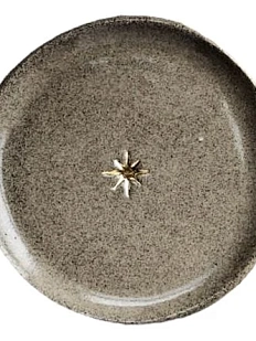 Блюдце ручной работы Ладан керамика «Звезда», серая, полуфарфор, 10 см