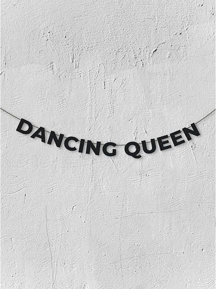 Гирлянда из чёрных букв «Dancing queen», фото 1.