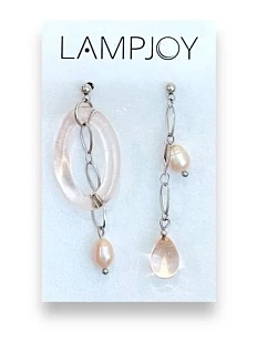 Асимметричные серьги Лампджой, стекло, персиковые