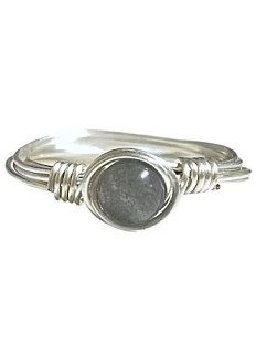 Кольцо с полудрагоценным камнем «Лабрадор»