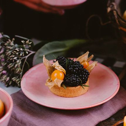 Блюдце круглое ручной работы VELES «Рассвет над Имладрис», фарфор, 16 см, фото 3.