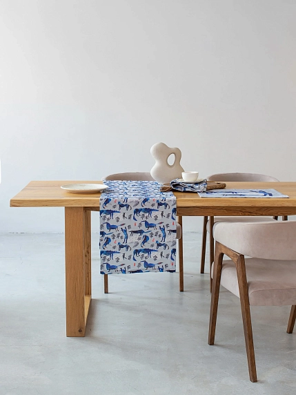 Дорожка на стол «Волки», серая, фото 2.