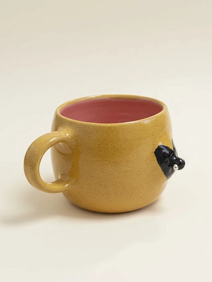 Кружка ручной работы Барыня «Грудь с пирсингом», чёрная, 380 мл, керамика, фото 2.