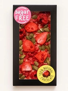 Шоколад белый с клубникой, малиной и тыквенными семечками, 45 г