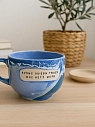 Кружка ручной работы Тата вытворяет/NF ceramics «Кроме любви твоей мне нету моря», синяя, керамика, 600 мл, превью фото 2