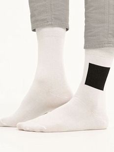 Носки «Чёрный квадрат», р-р 38-41, белые