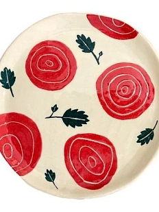 Тарелка ручной работы Малёма с росписью Красные розы и листья, керамика, 16 см