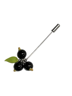 Ягодная брошь Керко черная смородина с листиком