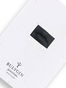 Брошь ручной работы Bulygin «Губы античные», чёрная, фарфор
