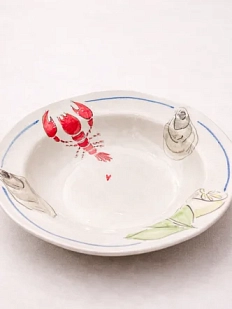 Тарелка-шляпа ручной работы НАДО ЖЕ с росписью «Лобстер, устрицы и лимон», белая, керамика, 24 см