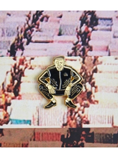 Металлический значок Heart of Moscow «Гопник» серия 90-е