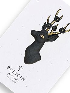 Брошь ручной работы Bulygin «Олень»,фарфор, чёрно-золотистая