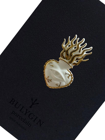 Брошь ручной работы Bulygin «Огненное сердце», фарфор, бело-золотистая, фото 3.