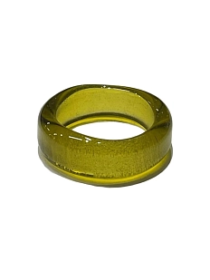 Кольцо Керко стеклянное бутылочно-зеленое прозрачное