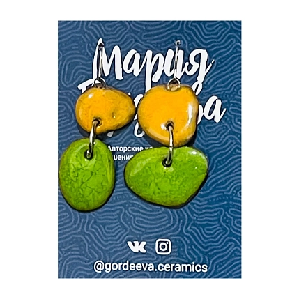 Серьги Мария Гордеева асимметричные составные, керамика, зелёные с жёлтым, фото 1.