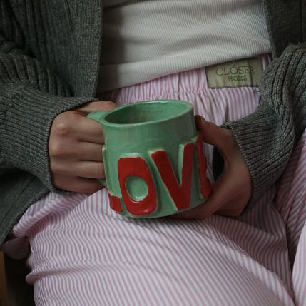 Кружка ручной работы с объемной надписью «Love», зелёная, керамика, 250 мл, фото 3.