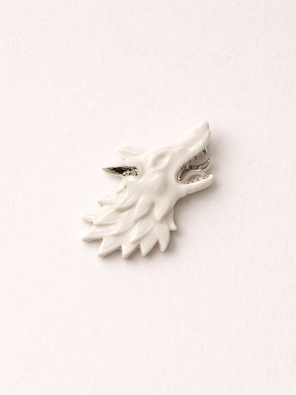 Брошь ручной работы Bulygin «Волк», фарфор, бело-серебристая, фото 2.