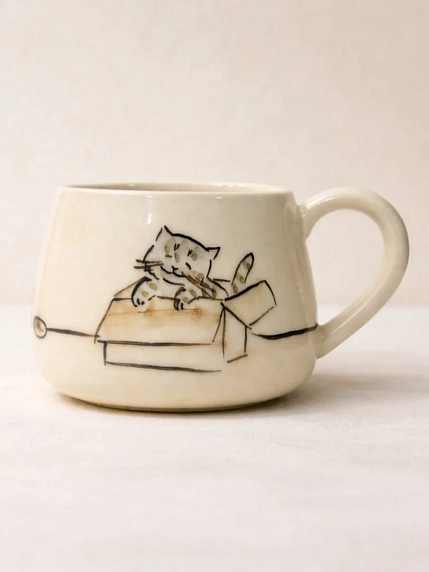 Кружка ручной работы НАДО ЖЕ с росписью «Котик в коробке», белая, керамика, 300 мл, фото 1.
