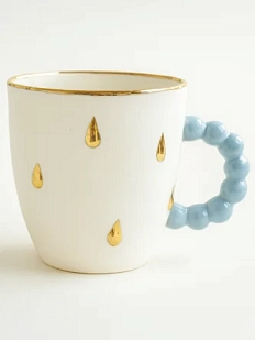 Кружка ручной работы из фарфора, белая с золотыми каплями и голубой ручкой, объём 300 мл