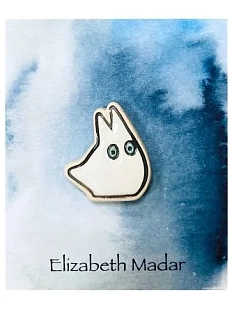 Брошь ручной работы Elizabeth Madar Маленький Тоторо, керамика