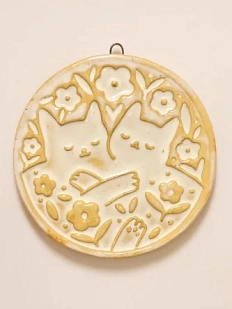 Керамический изразец Катя Салденик «Котики», черемуха