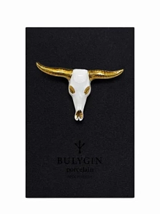 Брошь ручной работы Фарфор Булыгина «Бык», бело-золотистая