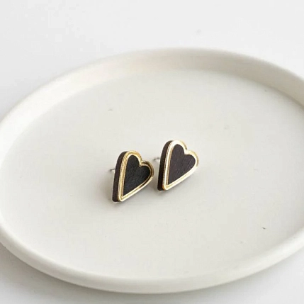 Серёжки-гвоздики ОКподолинс Сердечки из серии «Преданное Сердце», дерево, чёрные, фото 2.