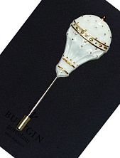 Брошь ручной работы Bulygin «Аэростат», фарфор, бело-золотистая