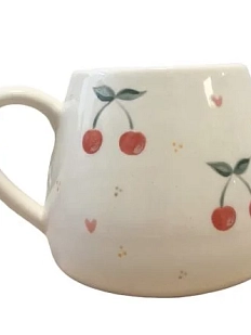 Кружка ручной работы Slowday Ceramics с вишнями и сердечками, полуфарфор, 250 мл