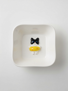 Тарелка квадратная с фигуркой внутри Котик-пончик, чёрный, керамика, 14 см