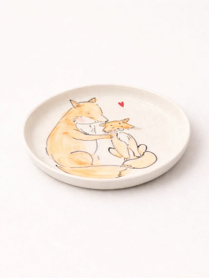 Тарелка ручной работы НАДО ЖЕ с росписью «Лис и лисёнок», белая, керамика, 14 см, фото 2.