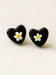 Серёжки-гвоздики Радость Рядом «Сердечки с цветочком», полимерная глина, чёрные
