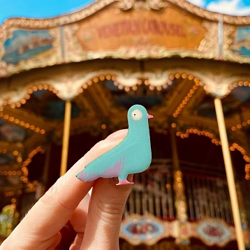 Брошь ручной работы Ручками-Ручками «Голубь», синяя, дерево, фото 2.