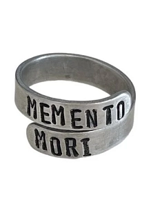 Кольцо металлическое «Memento mori» 17/19