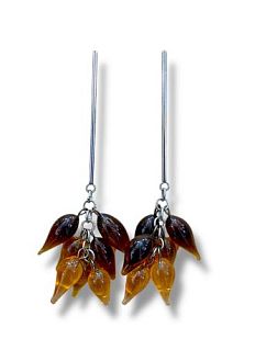 Серьги-гвоздики на планке коричневые листочки, стекло