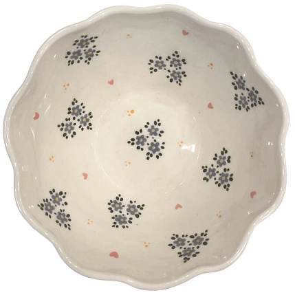 Глубокая тарелка ручной работы Slowday Ceramics в голубой цветочек с сердечками, полуфарфор, фото 3.