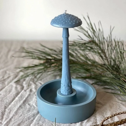 Свеча «Гриб Мухомор» сизого цвета, фото 3.