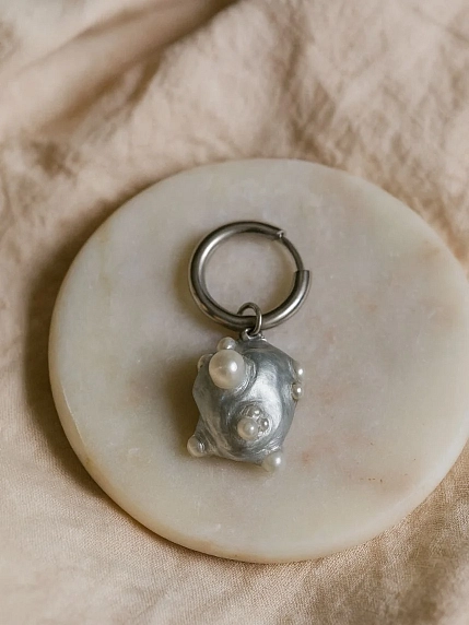 Моносерьга ПетПоллиПокет Пузыри, полимерная глина, серебристая, фото 4.